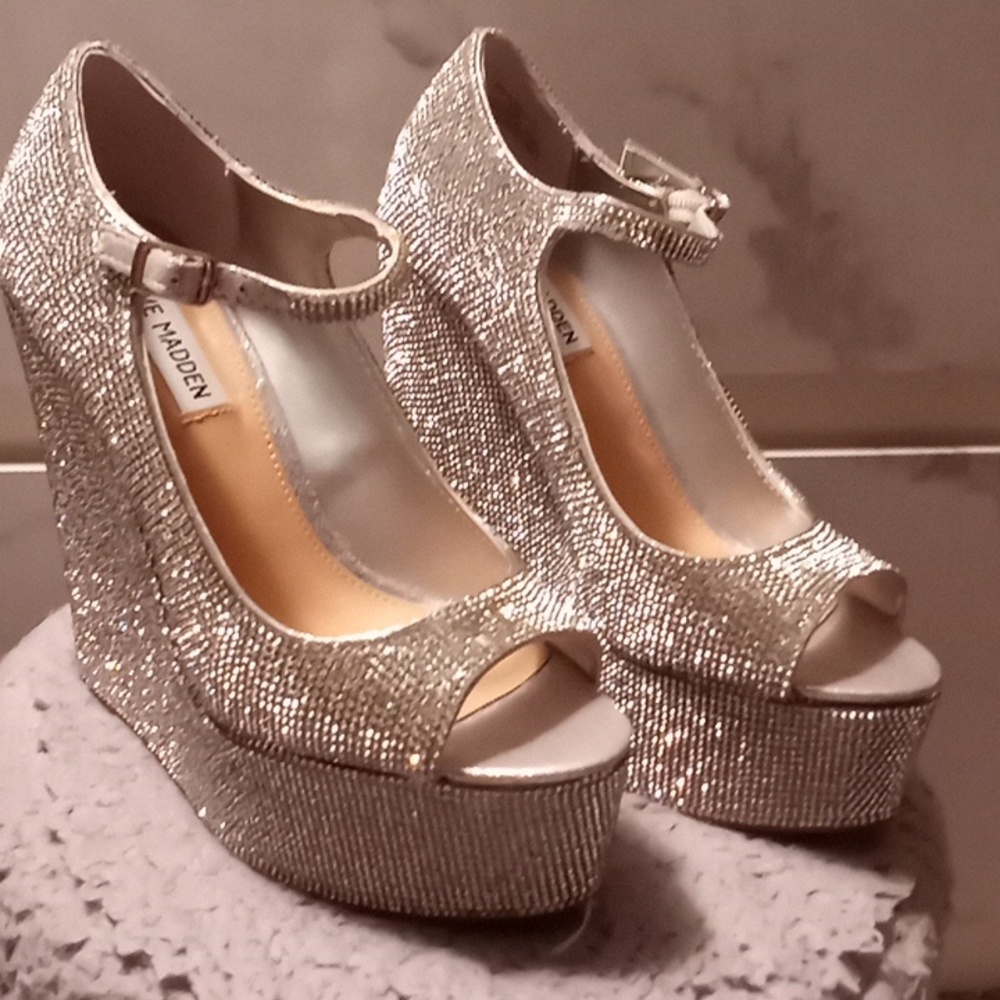 Steve Madden "Macie" Rhinestones Wedge Heels